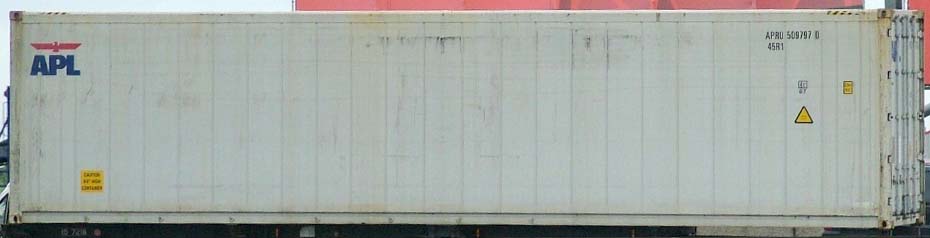 40REF container with prefix APRU